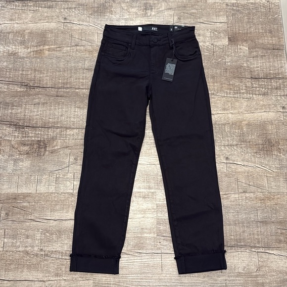 NWT!! KUT From The Kloth - Amy Crop Straight Leg - Black - Size 2 - Picture 3 of 8